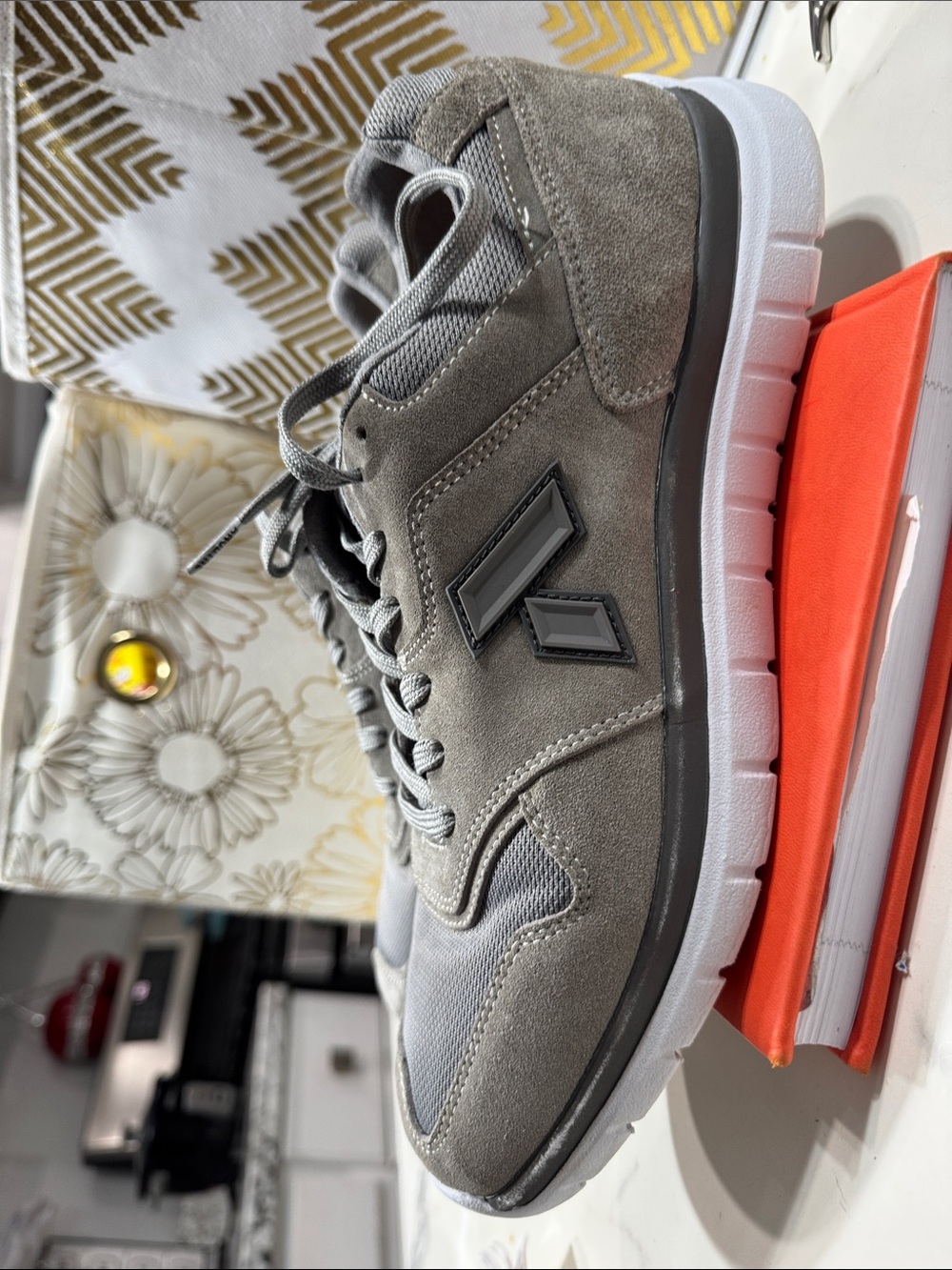 Vans Low Top Sneakers Mens 11  Grey Suede Mesh Lace‎ Up Athletic Shoes